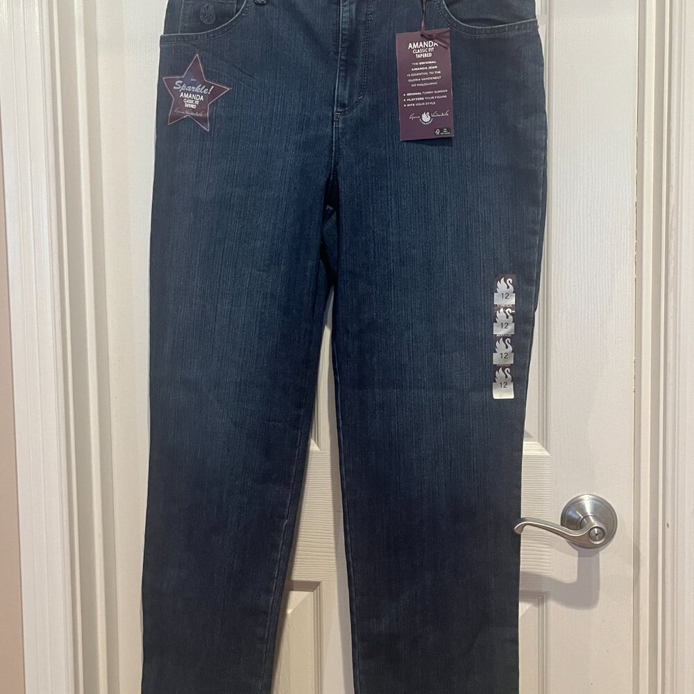 PRICE DROP - Gloria Vanderbilt Amanda Jeans